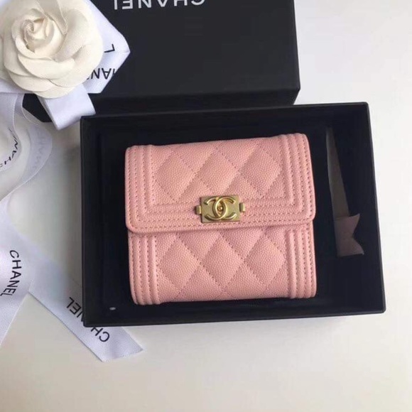 chanel boy small wallet